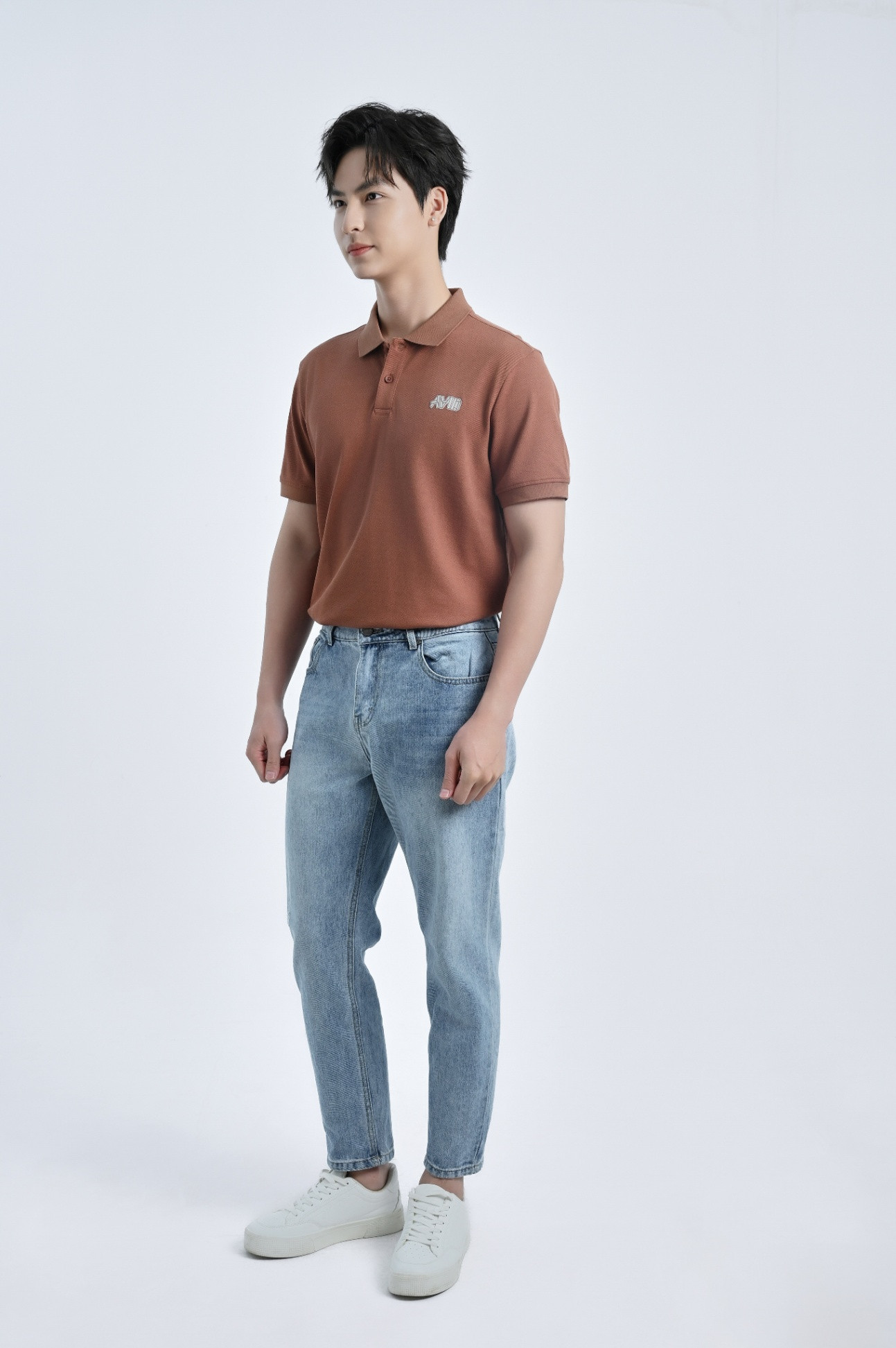 Polo Nam Krik Phối Hợp Quần Jeans Năng Động, Cá Tính