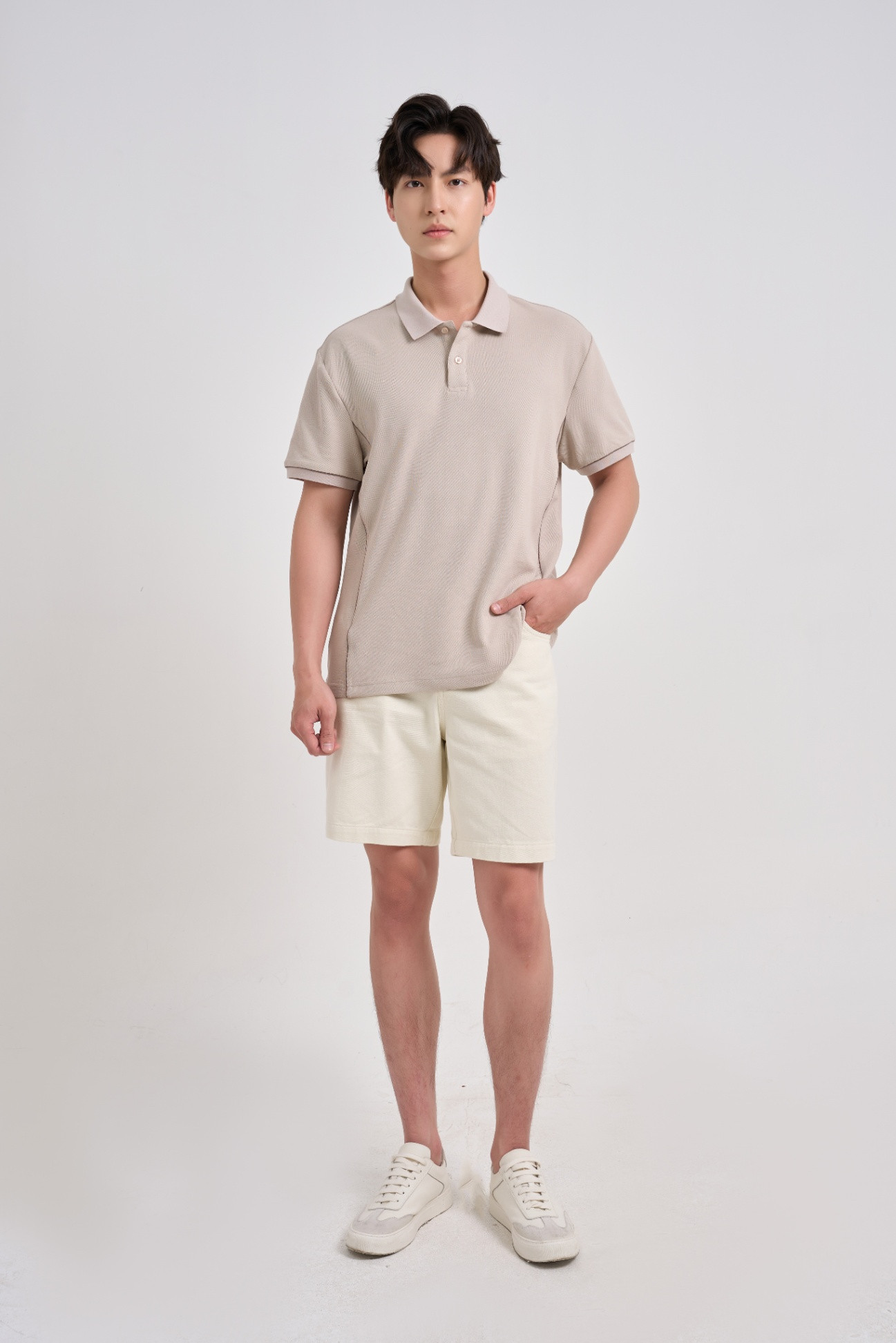 Phối Áo Polo Nam Krik Với Quần Short Thoải Mái