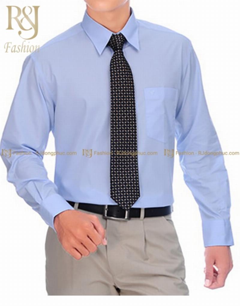 Y tuong layer ao so mi trang nam voi ao len va ao khoac blazer lich lam