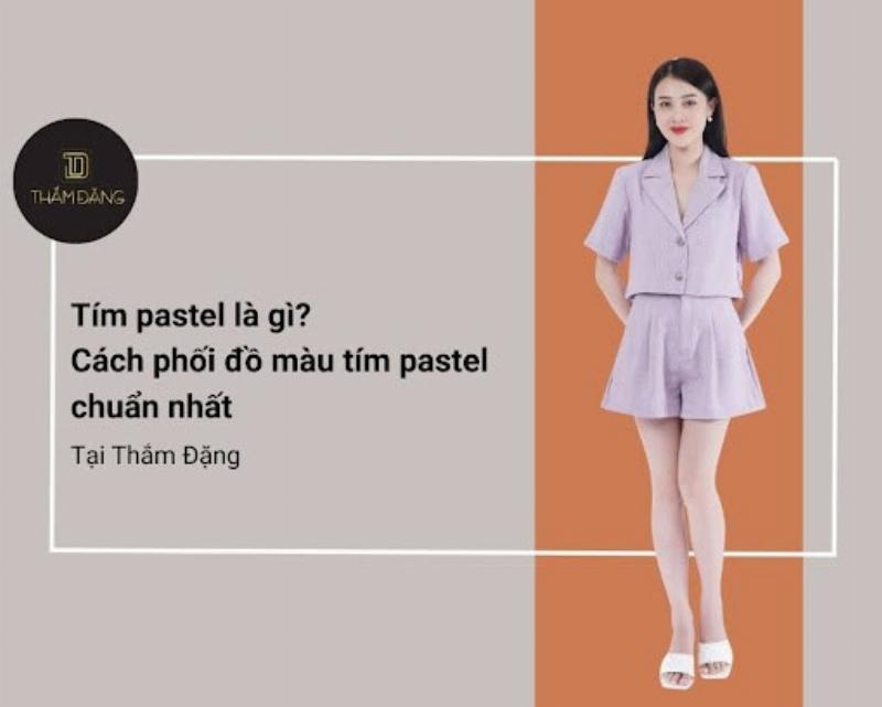 Phối đồ màu tím nhạt với phụ kiện phù hợp cho phong cách thanh lịch