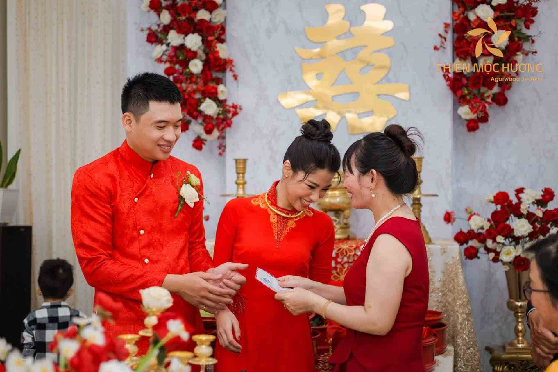 Minh họa ngày đẹp 25 tháng 7 âm lịch thích hợp để tổ chức các lễ cưới gả