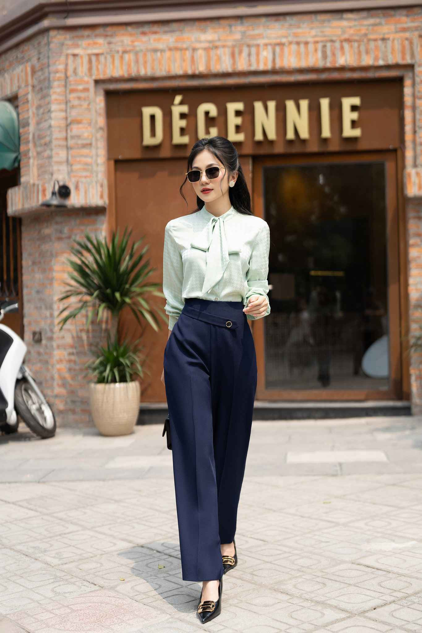 Áo sơ mi cách điệu nơ cổ