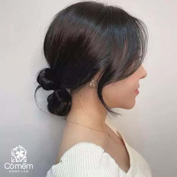 Búi tóc thấp đơn giản, thanh lịch cho nữ sinh