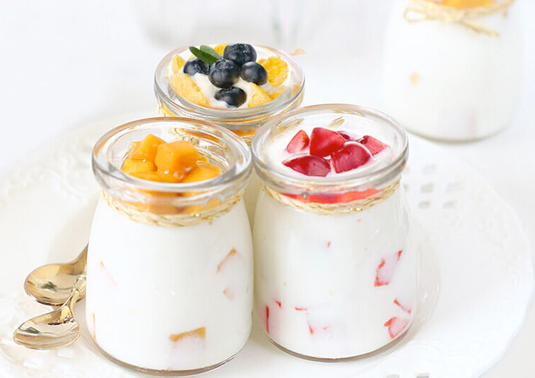 Sữa chua trái cây tươi ngon bổ dưỡng