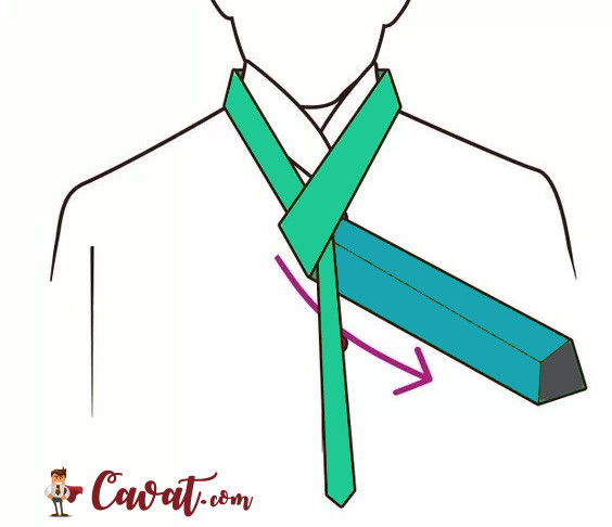 Gấp bản rộng ra sau bản hẹp, kéo sang phải