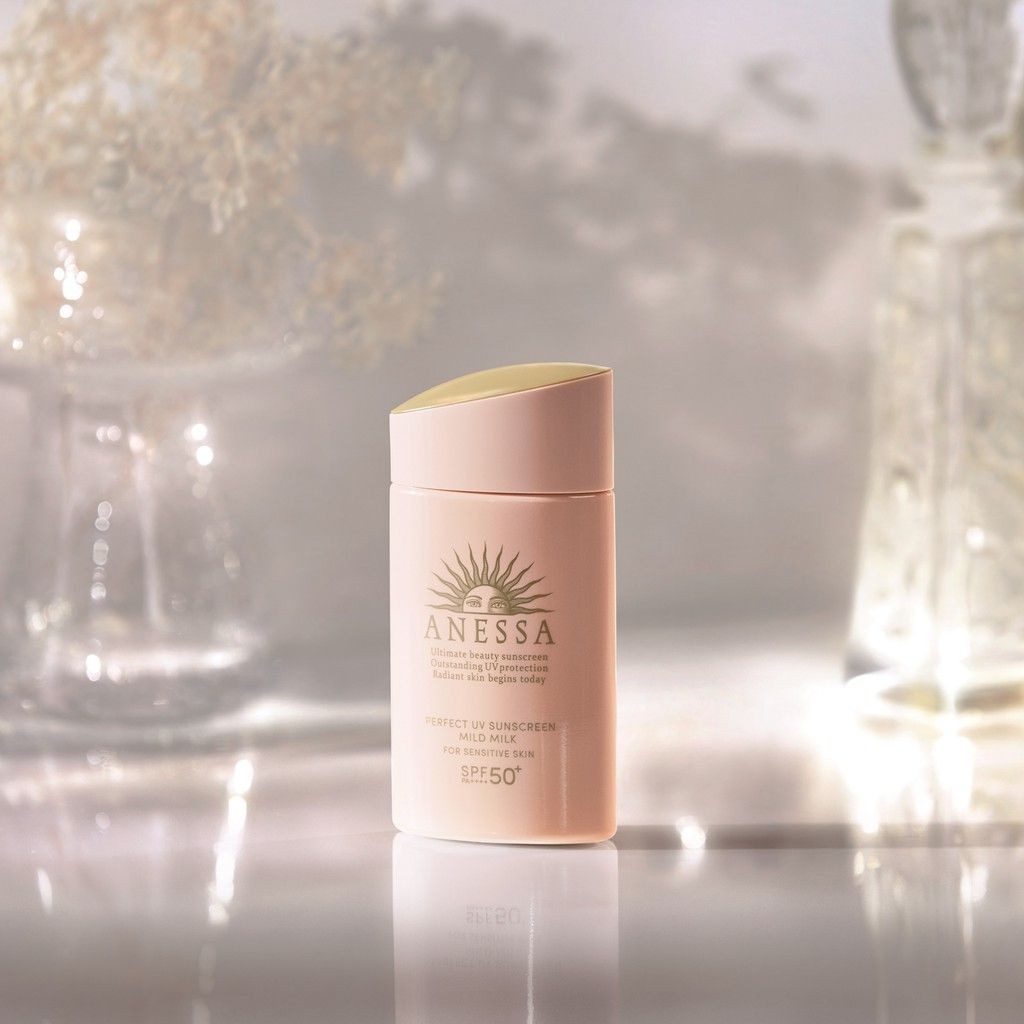 Sản phẩm Anessa hồng chống trôi hiệu quả với công nghệ Aqua Booster EX