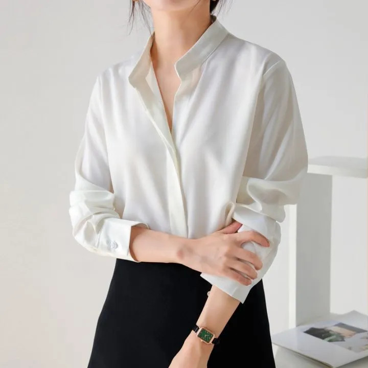 Áo sơ mi nữ cổ trụ đơn giản, dễ phối đồ