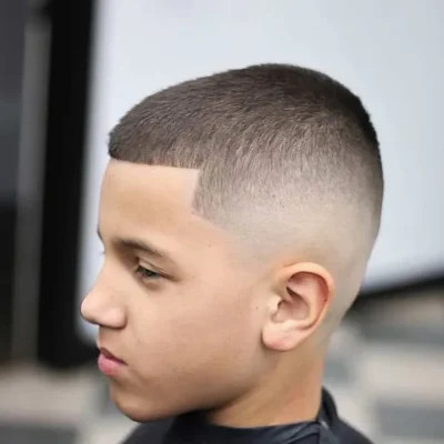 Kiểu tóc Buzz Cut cho bé trai, dễ vệ sinh và không tốn thời gian tạo kiểu