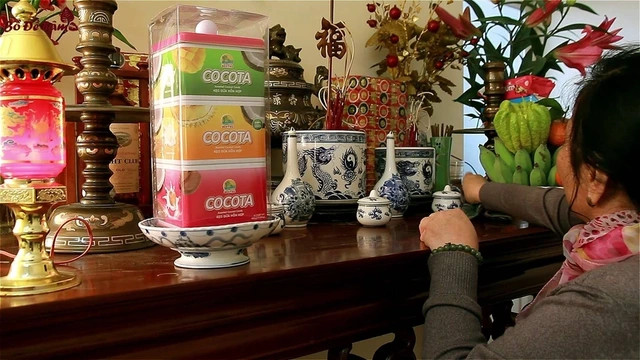 Mâm cúng gia tiên và bài khấn ngày rằm 15 ngắn gọn