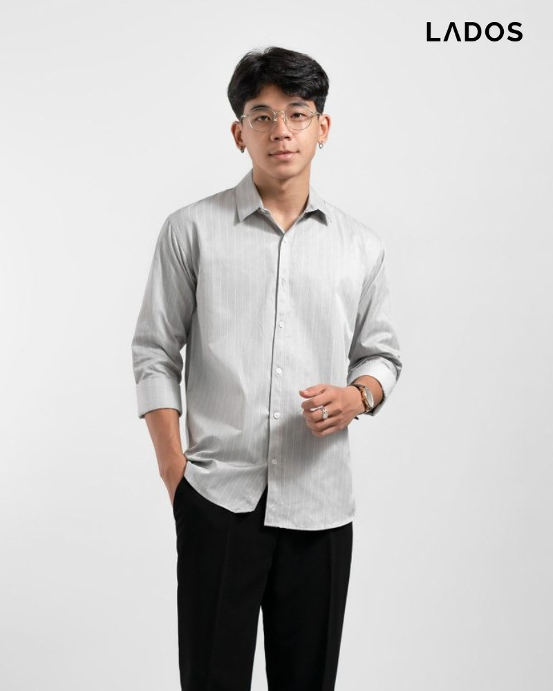 Chọn size áo sơ mi vừa vặn giúp tôn dáng và phong cách cho nam giới