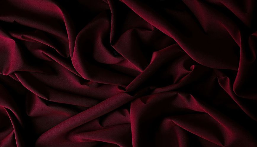 Sắc đỏ burgundy trầm ấm và cổ điển